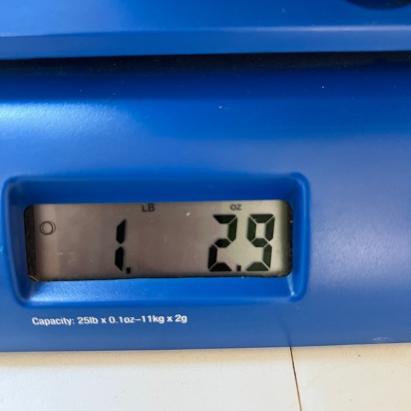 American Eagle Women's Baggy Jean Light Wash Destroyed Denim Blue Size 00 - Picture 14 of 15